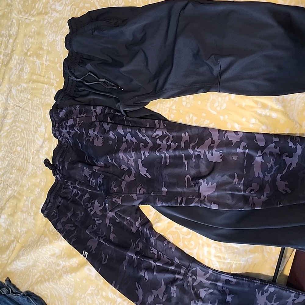 2 Gradual Men's joggers M